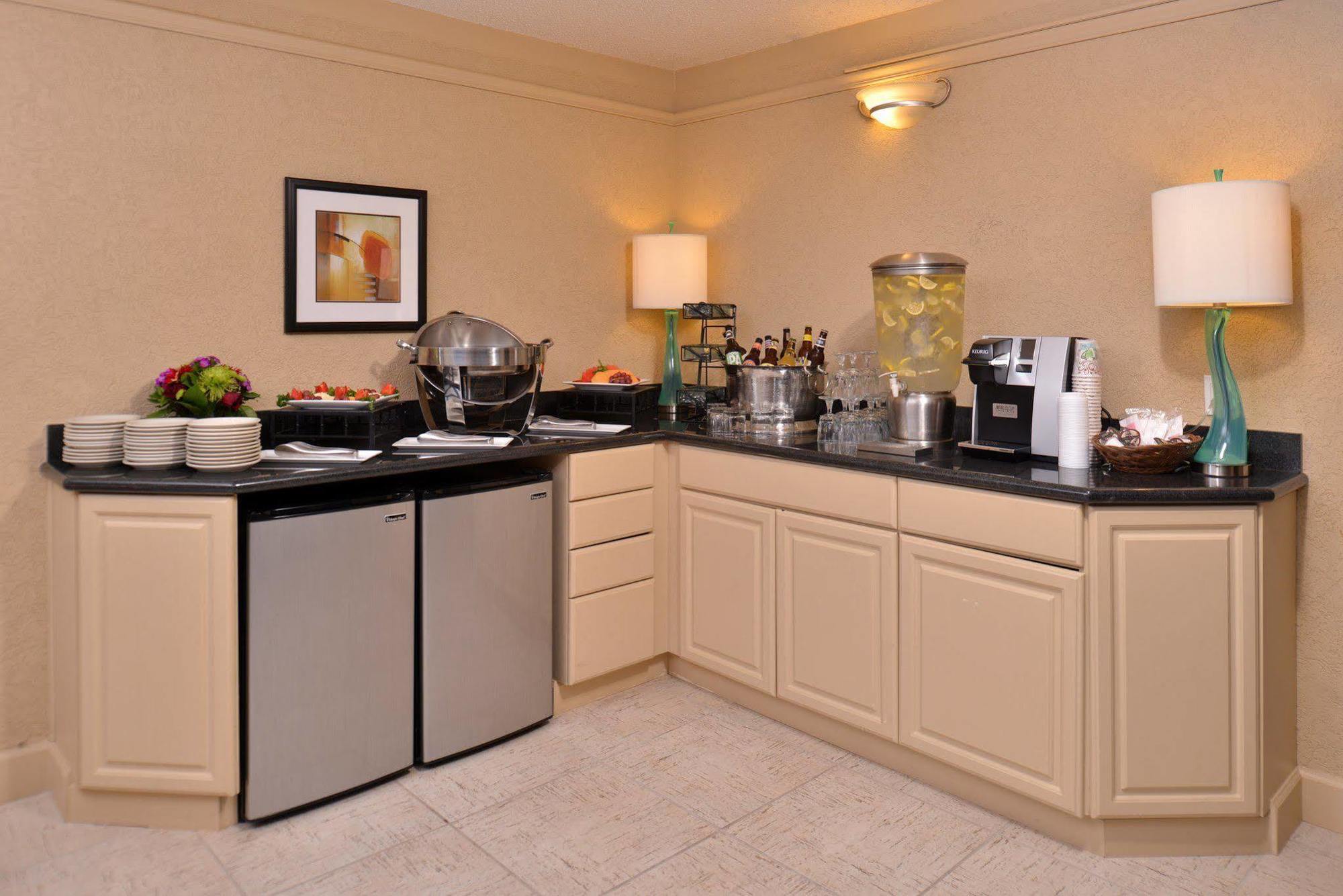 Holiday Inn Portland- I-5 S Wilsonville By Ihg Exterior foto